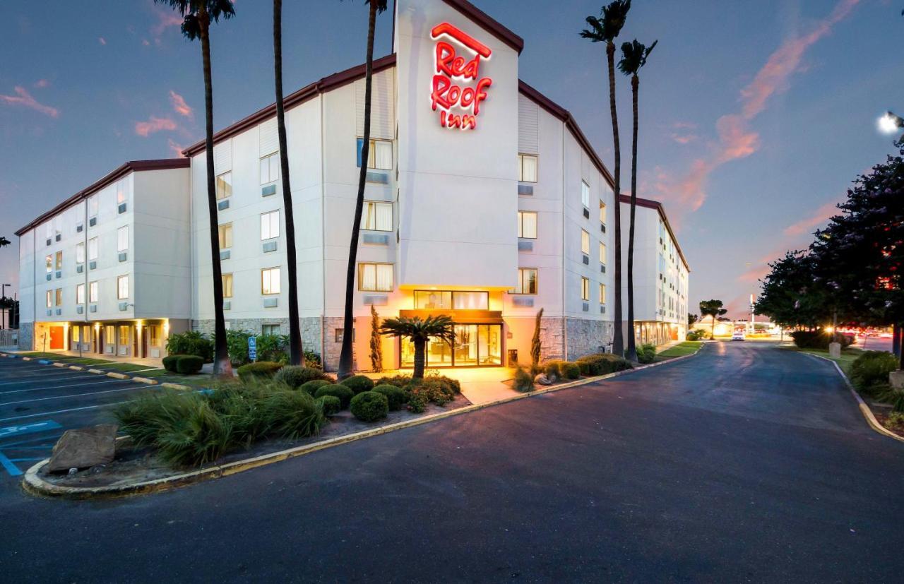 Red Roof Motel Laredo