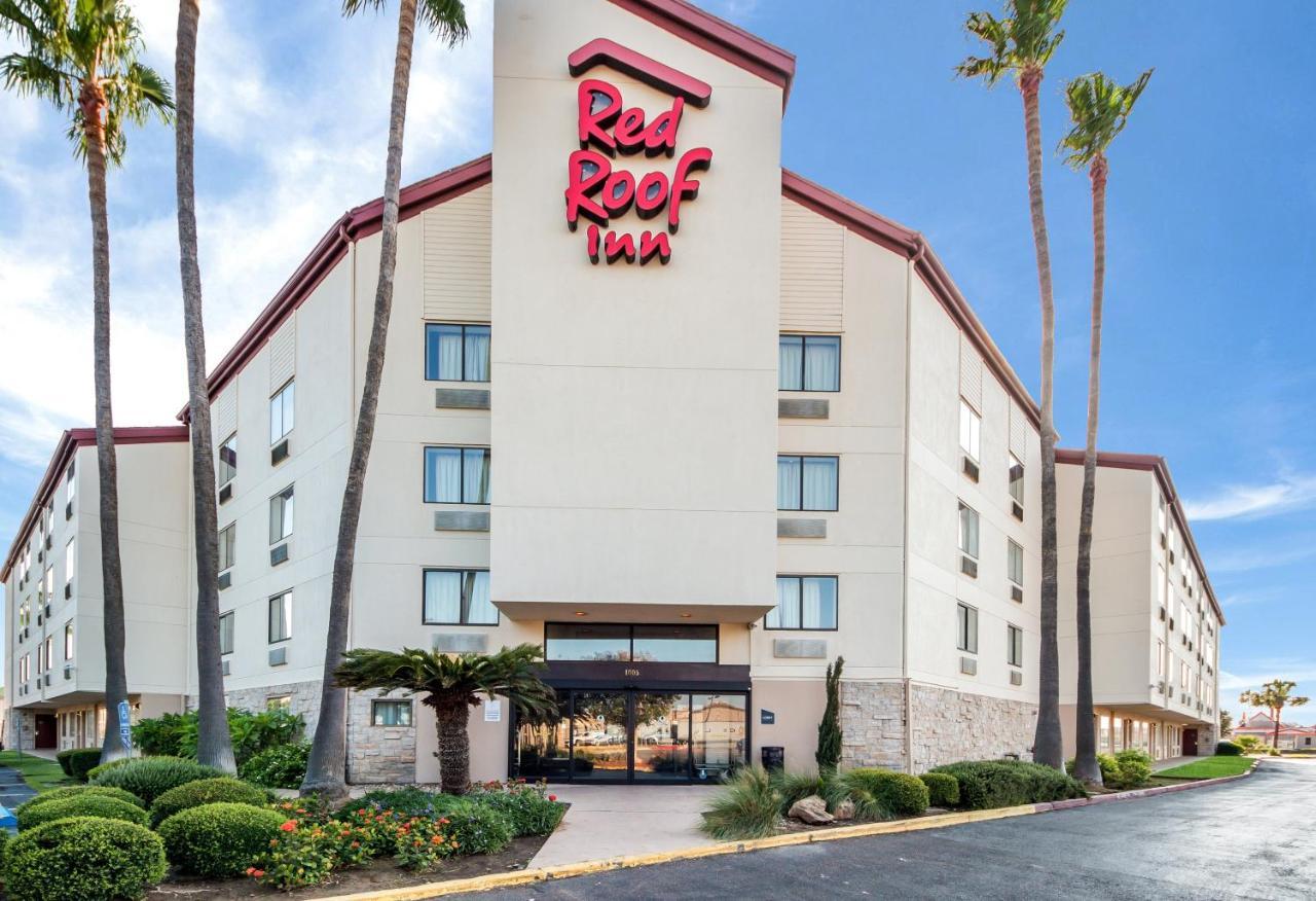 Red Roof Motel Laredo