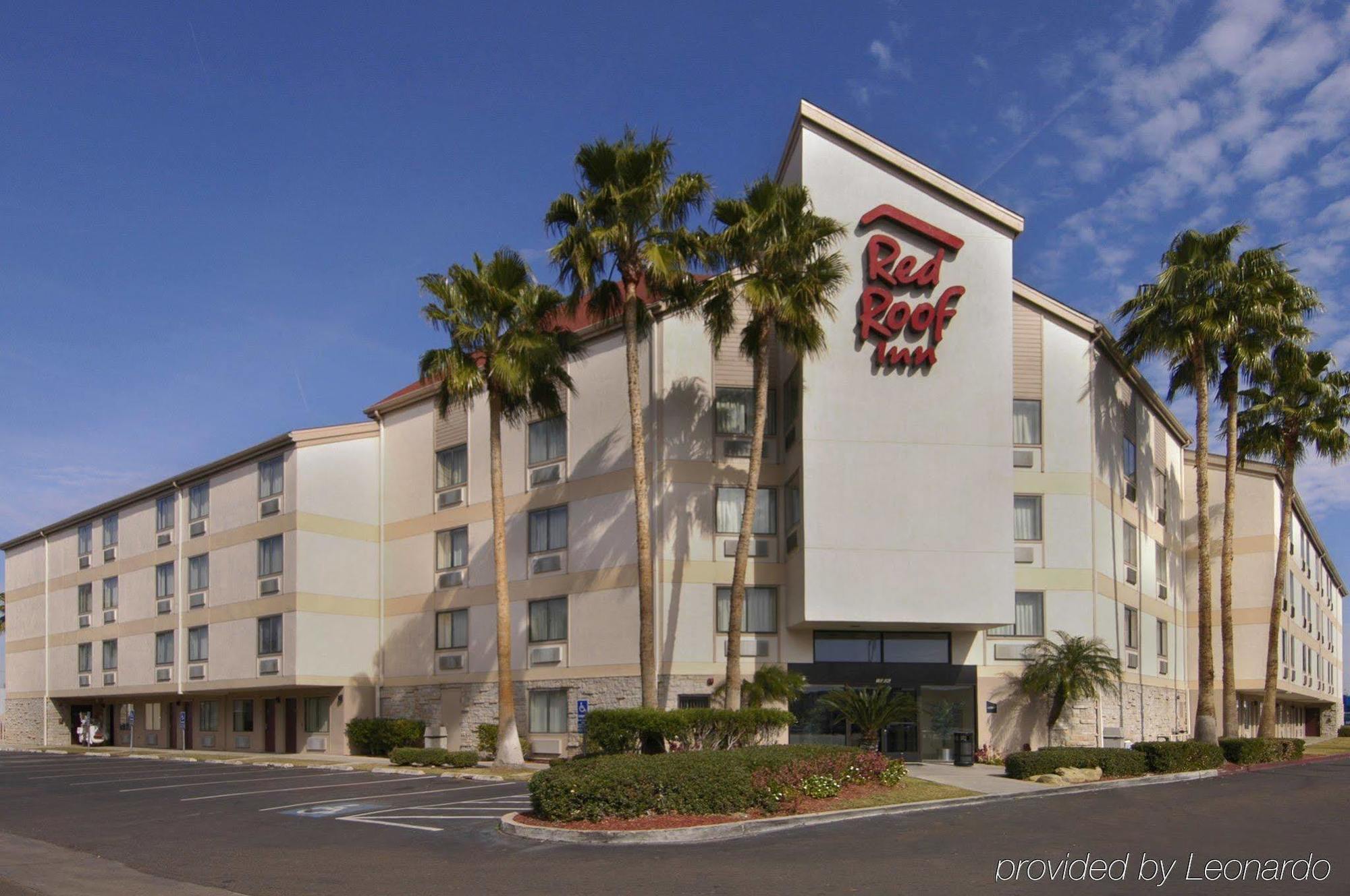 Red Roof Motel