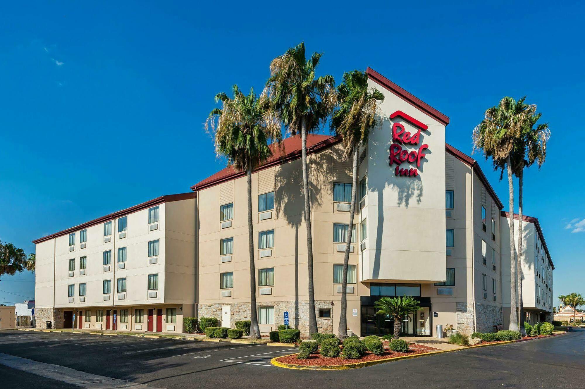Red Roof Motel