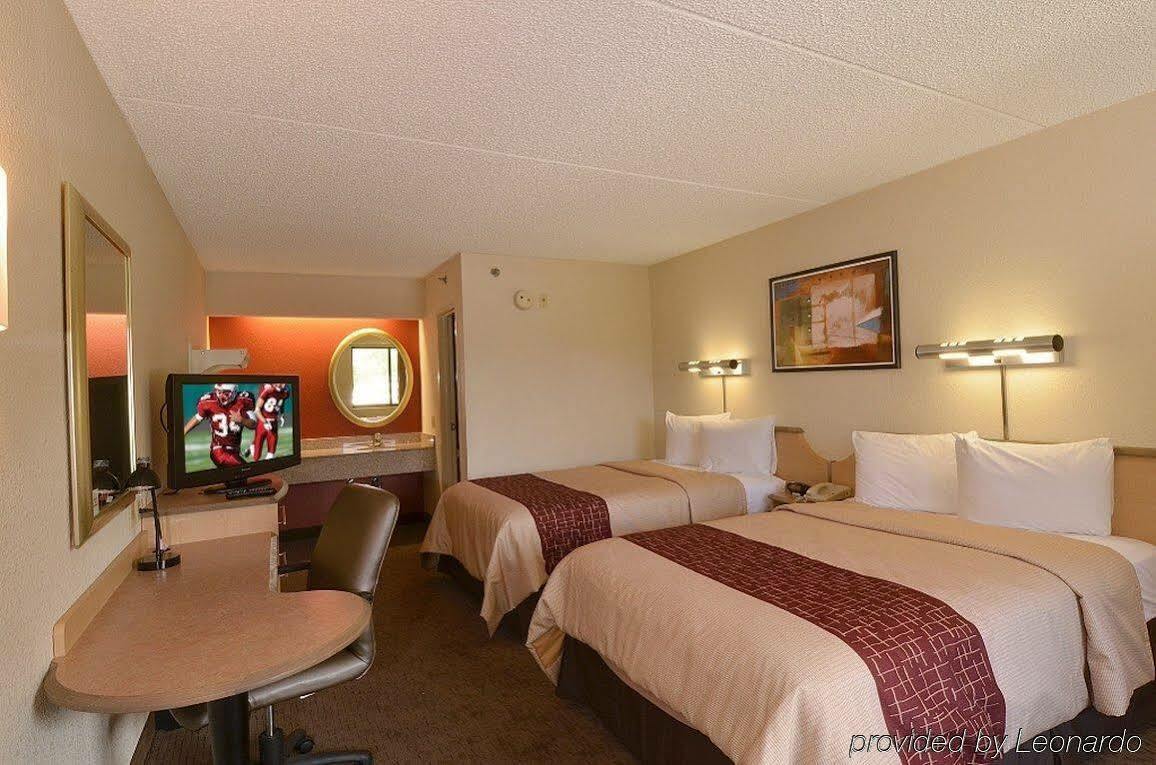 Motel Red Roof Laredo